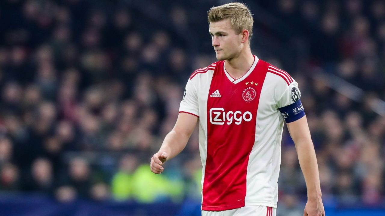 两端游刃有 两端游刃有